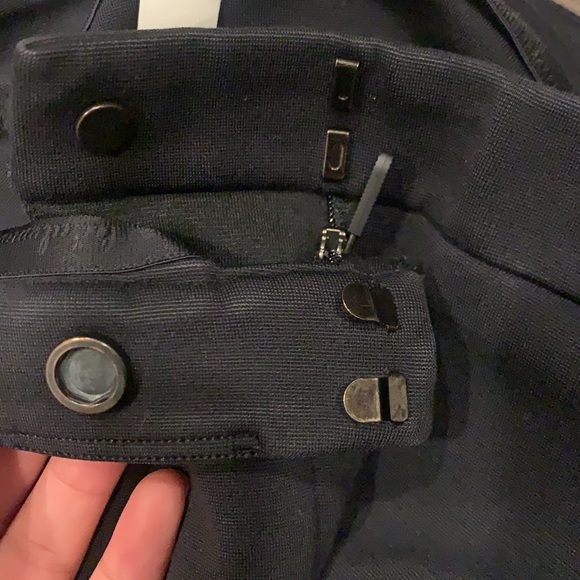 Lululemon pants - Picture 4 of 4